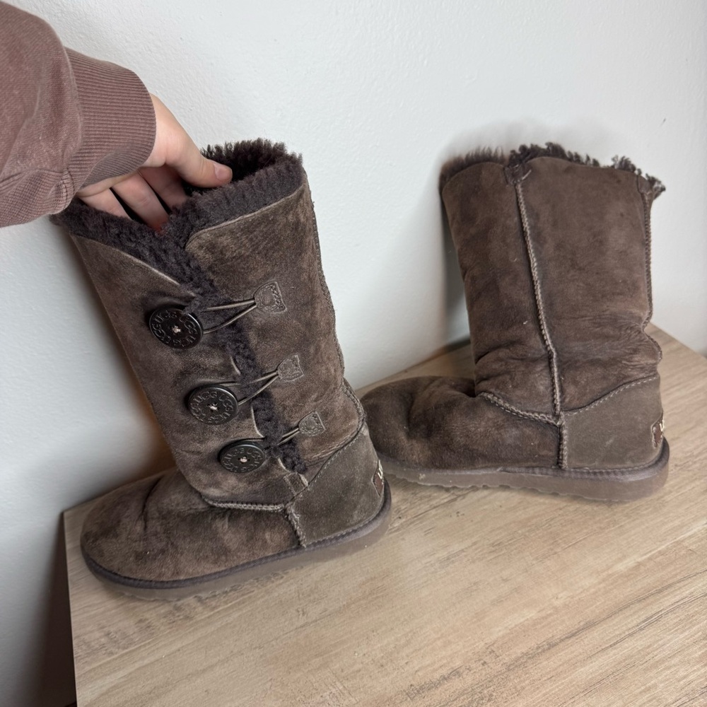 Ugg Women's Bailey Button Triplet - Chocolate - Picture 10 of 14